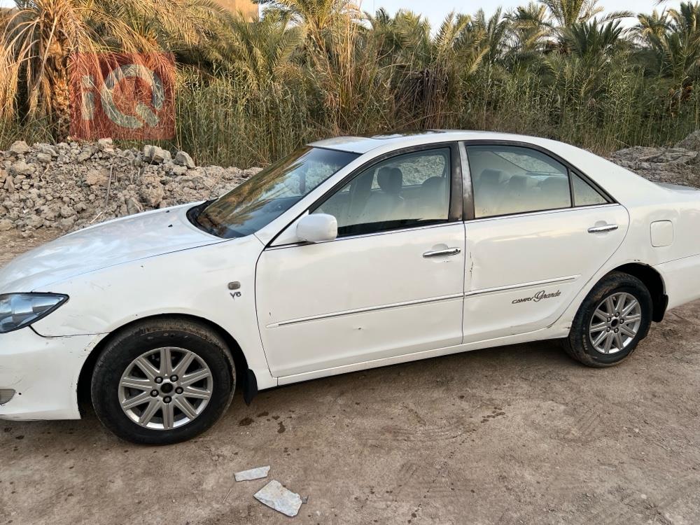 تۆیۆتا کامری